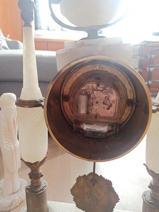 Reloj antiguo de mármol y bronce