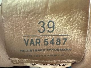 Zapatillas Premiata negras y moradas 39