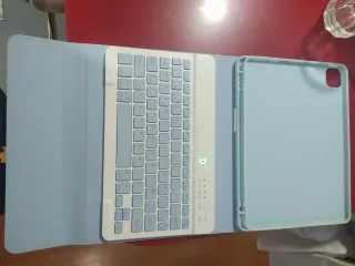 Funda con teclado iPad Air 5/4 Gen