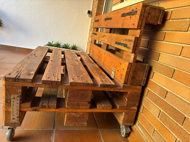 2 sofás de paletes de madeira - Laranja