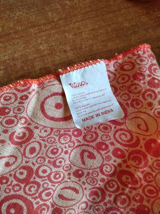 Pañuelo Witch - beige y rojo