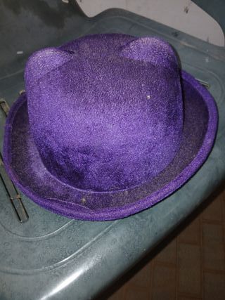 Cappello viola