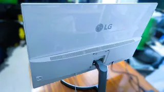 Monitor LG 32" QHD 2K IPS 75hz (Como nuevo)