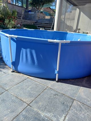 Piscina desmontable azul