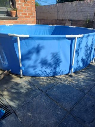 Piscina desmontable azul