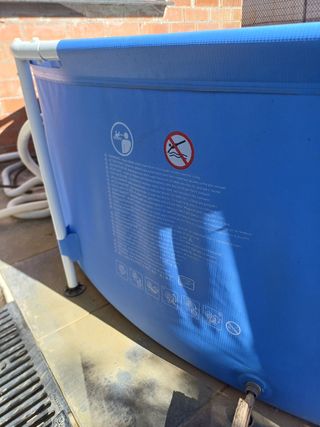 Piscina desmontable azul