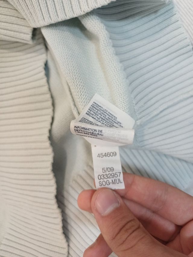 2000's light turtleneck tommy hilfiger sweater