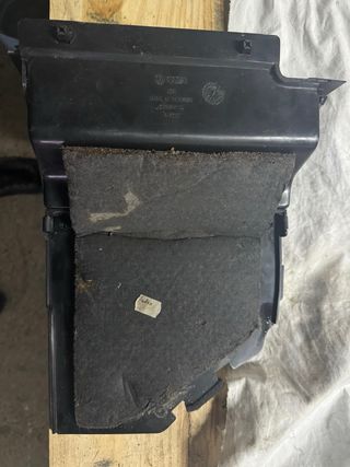 Tapa caja fusibles VW Corrado