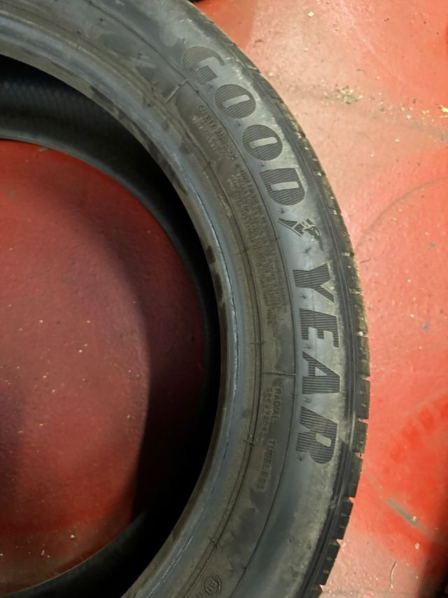 Neumáticos 225/55 R19
