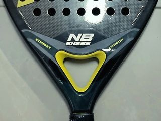 Palas pádel: Vibor-a Yarara Liquid y Enebe Carbon 
