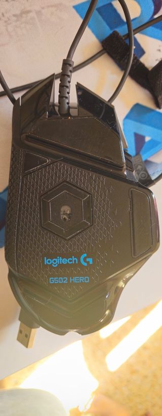 Ratón Logitech G502 - Negro