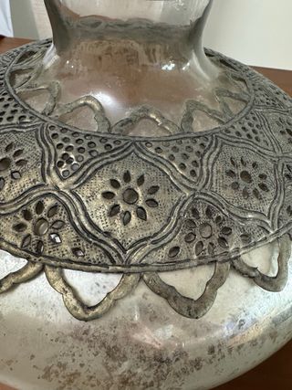 Jarrón decorativo plateado
