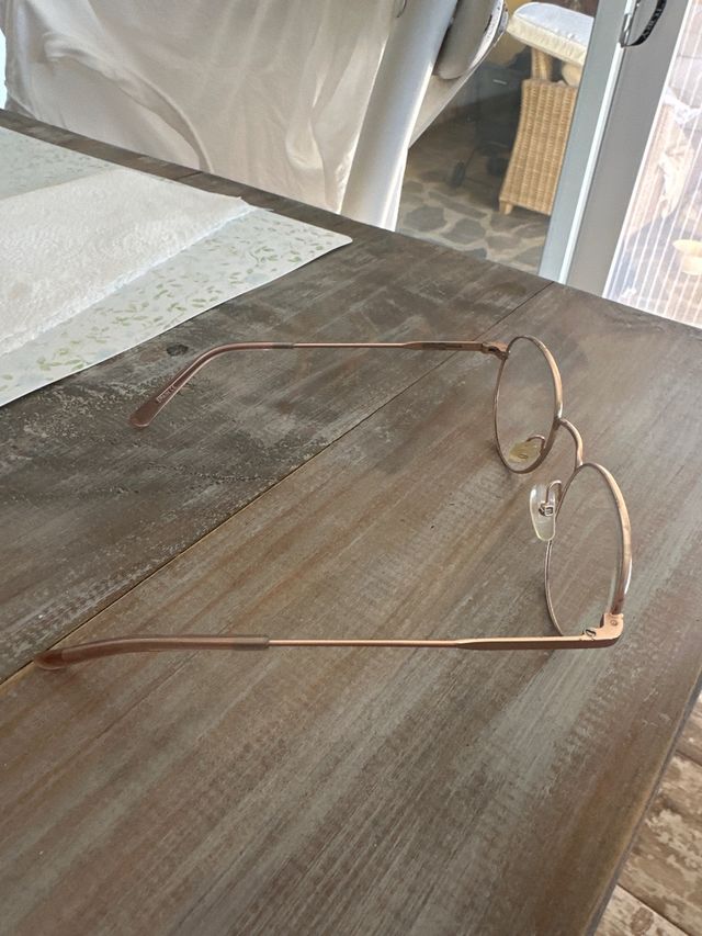 Gafas redondas doradas niña