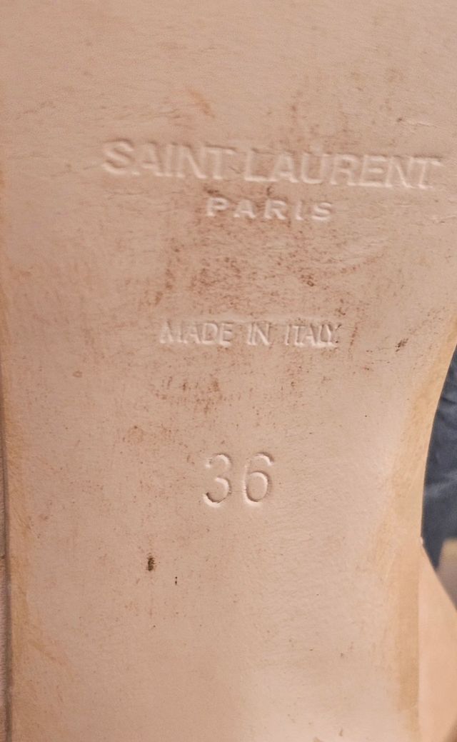 Yves Saint Laurent Sandalias Beige