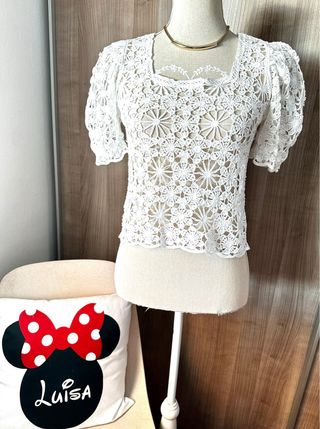 Top blanco calado