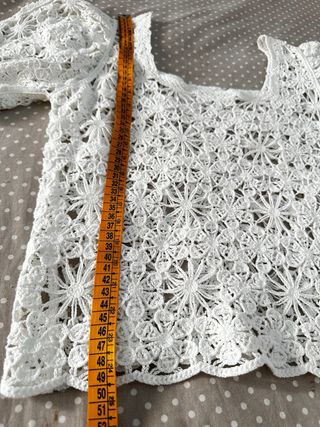Top blanco calado