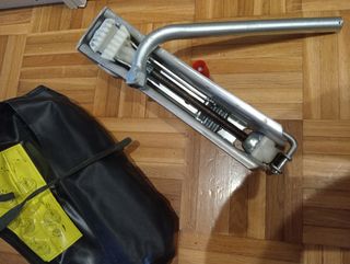 Gato Audi A4 + Llave Ruedas