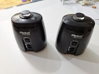2 Faros iRobot Roomba