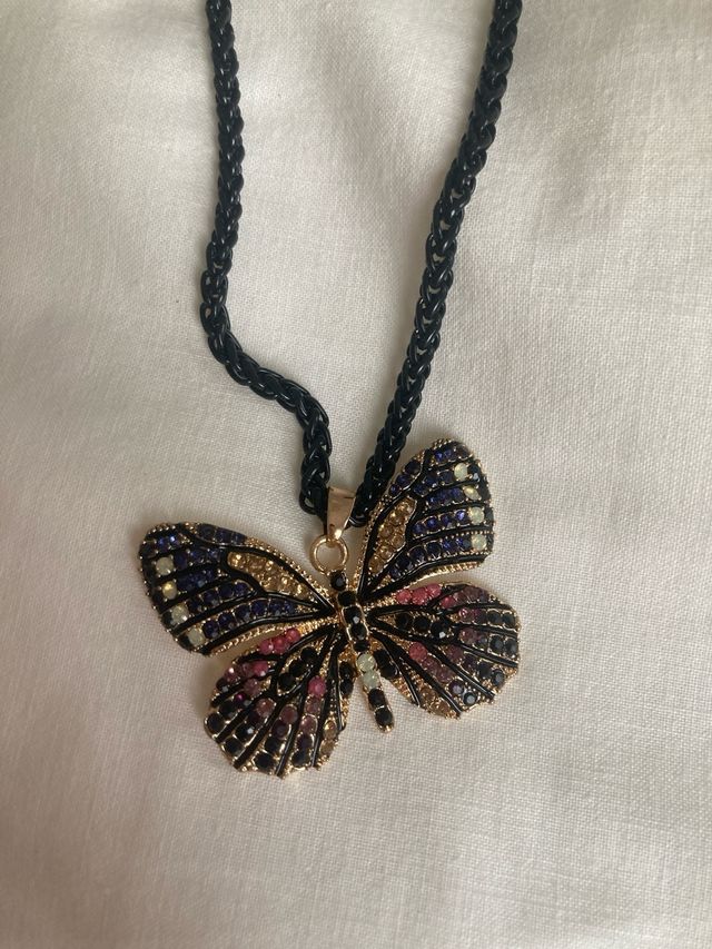 Collar mariposa multicolor