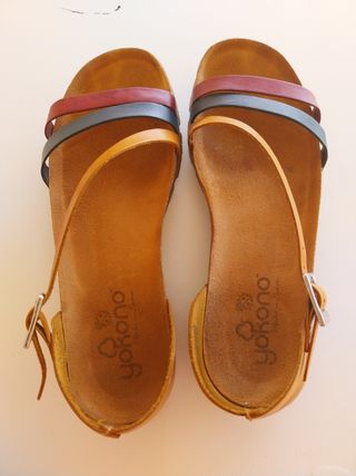 Sandalias Yokono Piel Marrón Multicolor. Talla 37