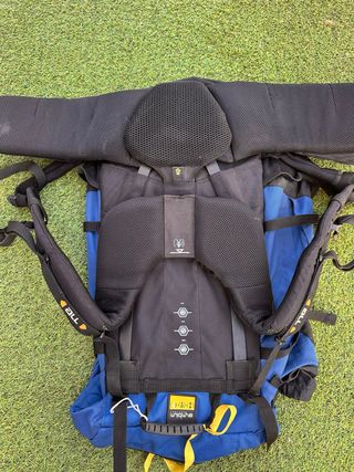 Mochila trekking FORCLAZ Symbium 50L  c funda lluv