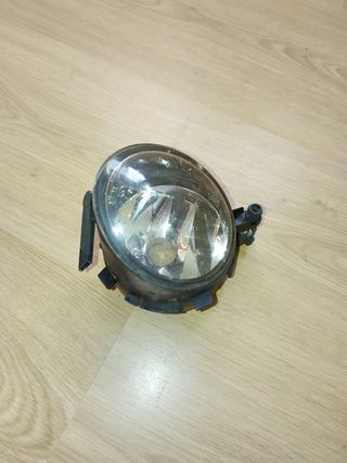 Faro antiniebla Seat León izquierdo