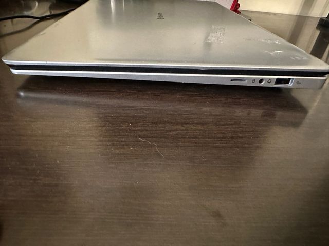 Portátil Denver - NBD-15136SES