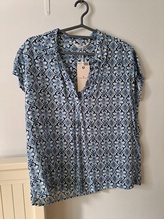 Blusa Springfield azul - Talla L
Precio negociable