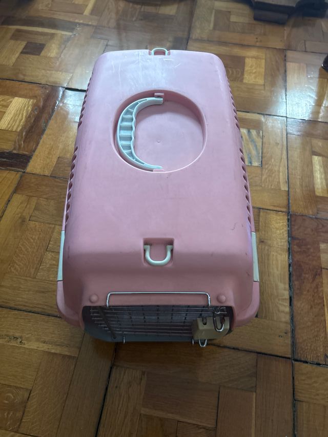 Transportín rosa para gatos