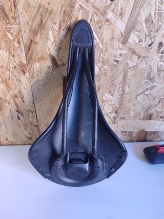 Sillín Fizik Antares 143mm