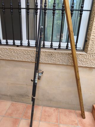 6 Cañas de pescar usadas