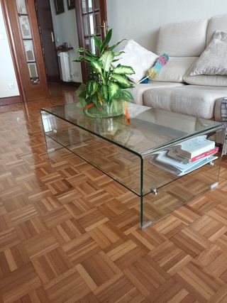 Mesa cristal salón 
