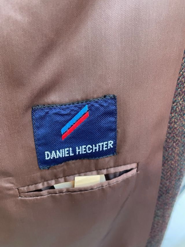 Americana marrón Daniel Hechter. Pura lana