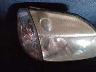 Faro delantero Nissan X-Trail T30