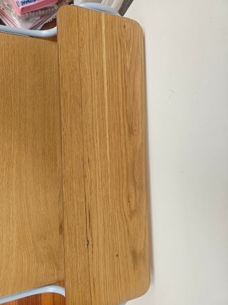 Pupitre infantil de madera y metal