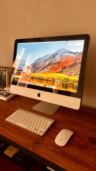 iMac 21.5" Core i5 (2011) - Plata + teclado+raton