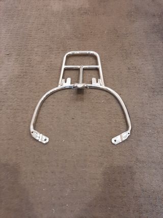 Soporte baúl Vespa 125 Primavera