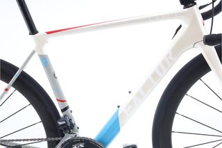 Factor O2 CHPT3 Di2 11V (carretera) t.52 Reacondicionada