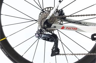 Bicicleta Factor O2 CHPT3 Di2 11V talla 52 Reacondicionada