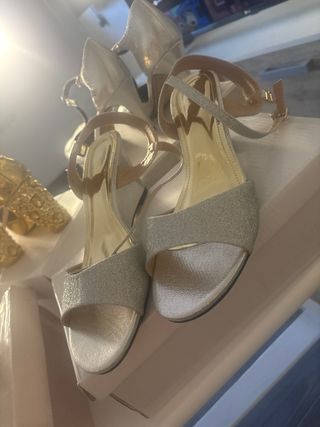 Zapatos dorados y plateados 38,39,40