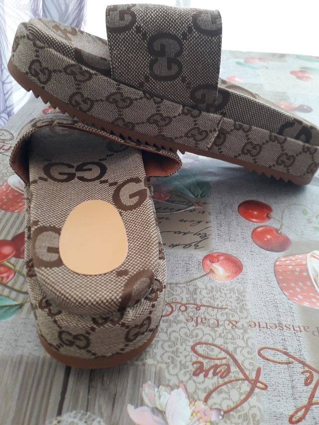 Chanclas Gucci Beige/Marrón - Talla 39