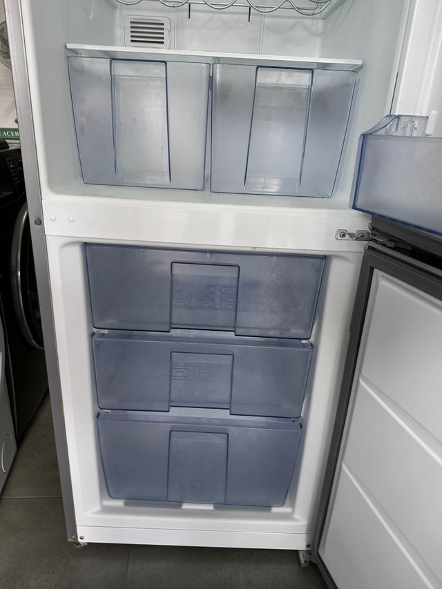 Nevera Combi Benavente con garantía transporte 