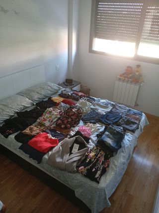 Lote ropa mujer más de  70 prendas ,regalo 3 botas