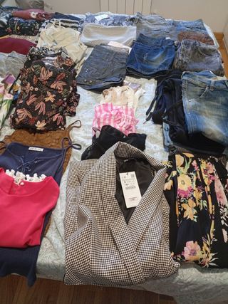 Lote ropa mujer más de  70 prendas ,regalo 3 botas