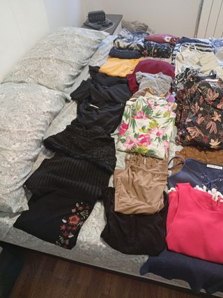 Lote ropa mujer más de  70 prendas ,regalo 3 botas