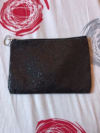 Neceser negro brillante