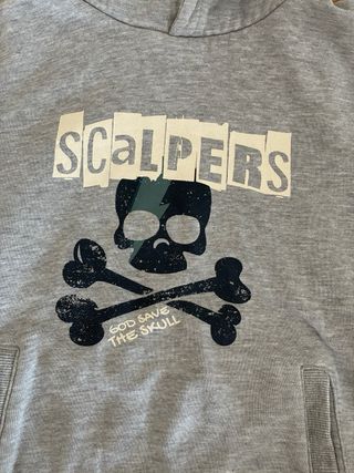 Sudadera gris Scalpers niño
Talla 10 años