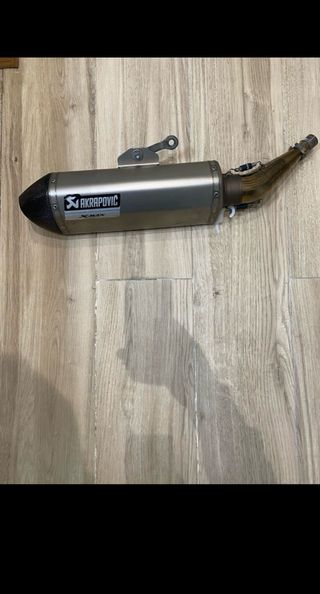 Escape Akrapovic Yamaha XMAX 125/250