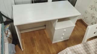 Escritorio blanco madera