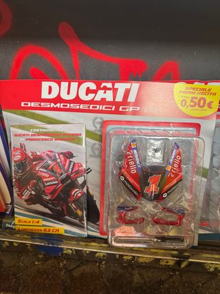 Ducati Desmosedici GP - Modellino